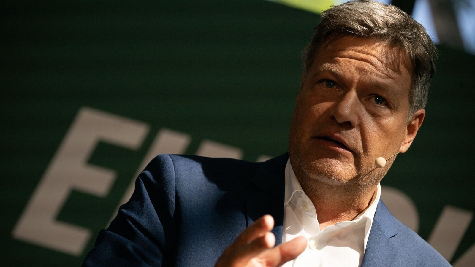 Habeck hatte auf Anfrage der Ermittler den bei Beleidigungsdelikten erforderlichen Strafantrag gestellt.Foto: dpa/Sebastian Gollnow Habeck hatte auf Anfrage der Ermittler den bei Beleidigungsdelikten erforderlichen Strafantrag gestellt.Foto: dpa/Sebastian Gollnow