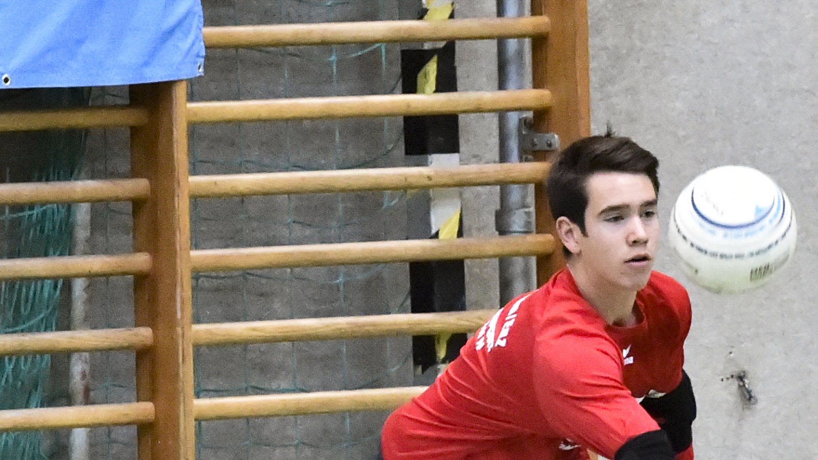 Während Andreas Knodel bei den Männern wie zuletzt bei der DM in Hagen in der Abwehr eingesetzt wurde, muss er in der U 18 die Last beim TV Vaihingen im Angriff tragen. Foto: Archiv/Leitner Während Andreas Knodel bei den Männern wie zuletzt bei der DM in Hagen in der Abwehr eingesetzt wurde, muss er in der U 18 die Last beim TV Vaihingen im Angriff tragen. Foto: Archiv/Leitner