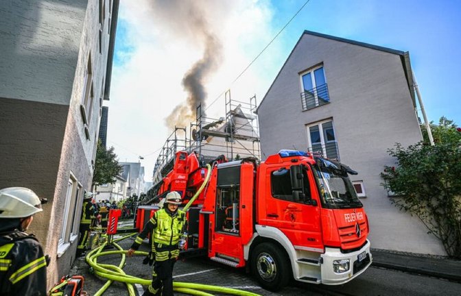 Starke Rauchentwicklung über der Schwäbisch Gmünder Altstadt.<span class='image-autor'>onw-images</span>