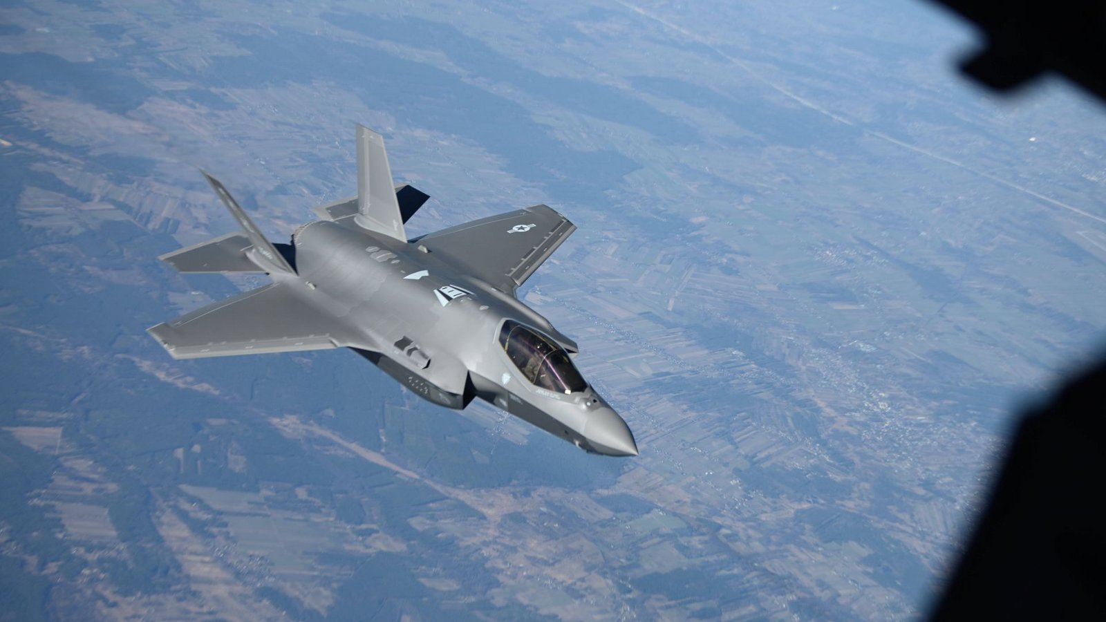 Der F-35-Jet gilt als bestes Kampfflugzeug der Welt. Viele Nato-Partner kaufen die Maschinen von den USA und vergrößern damit ihre Abhängigkeit.Foto: IMAGO/ZUMA Wire Der F-35-Jet gilt als bestes Kampfflugzeug der Welt. Viele Nato-Partner kaufen die Maschinen von den USA und vergrößern damit ihre Abhängigkeit.Foto: IMAGO/ZUMA Wire