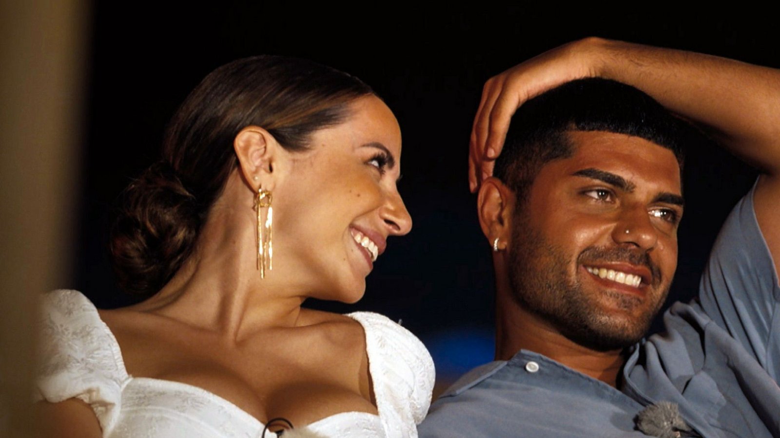 Bei Jenny und Adrian will sich dagegen keine romantische Stimmung einstellen.Foto: RTL