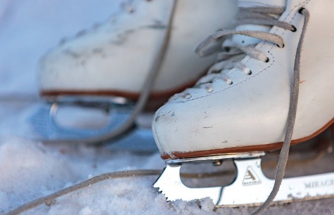 Schlittschuhe an: So lässt sich der Winter verlängern.<span class='image-autor'>Foto: imago/Eibner Europa/EIBNER/EXPA/Stefanie Oberhauser</span>