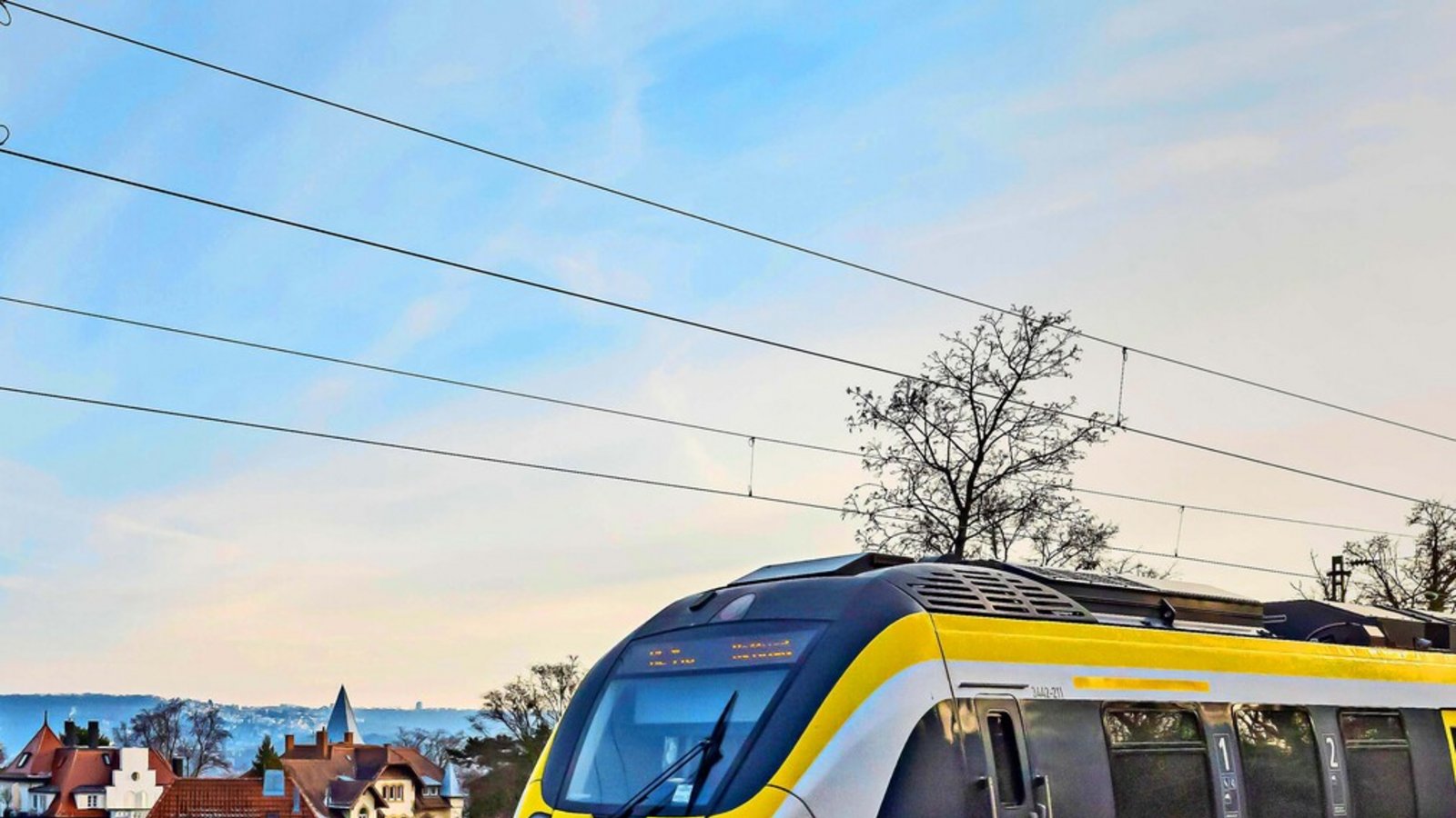 Anstatt wie bisher Züge sollen in Zukunft die S-Bahnen der neuen Linie über die Panoramabahn fahren.Foto: imago/Arnulf Hettrich Anstatt wie bisher Züge sollen in Zukunft die S-Bahnen der neuen Linie über die Panoramabahn fahren.Foto: imago/Arnulf Hettrich