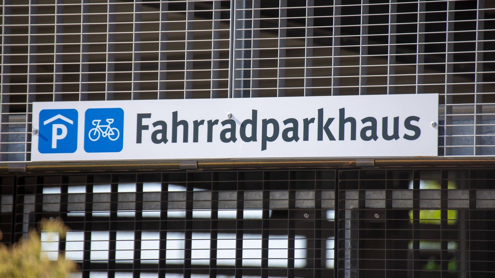 In Heidelberg wurde Baden-Württembergs größtes Fahrradparkhaus eröffnet.Foto: IMAGO/Herrmann Agenturfotografie//Udo Herrmann In Heidelberg wurde Baden-Württembergs größtes Fahrradparkhaus eröffnet.Foto: IMAGO/Herrmann Agenturfotografie//Udo Herrmann