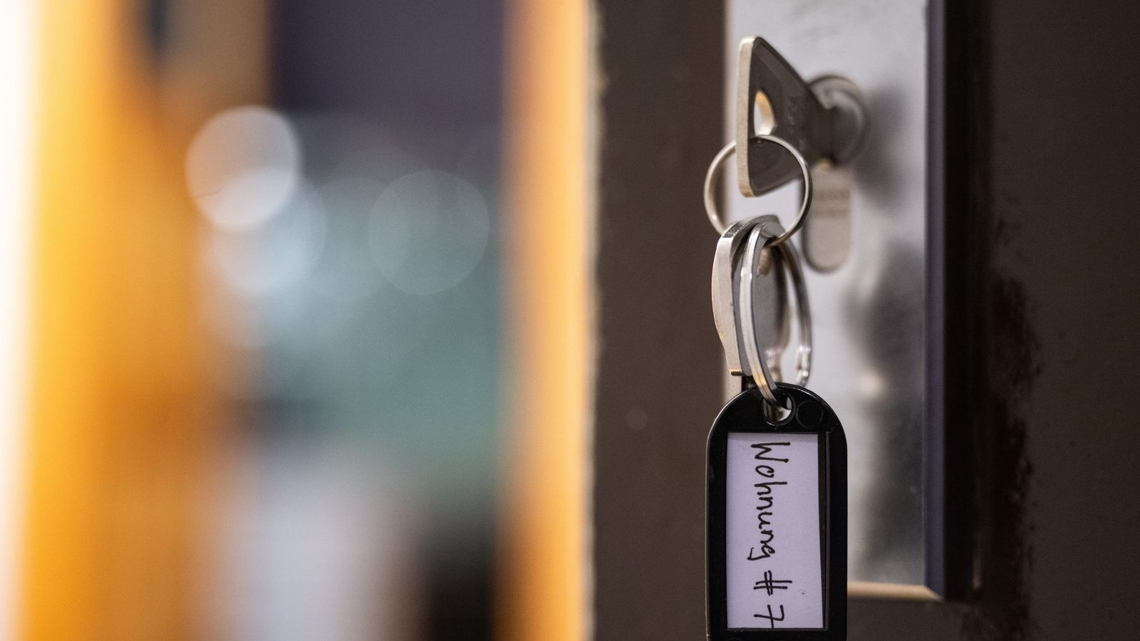 Die geplante Reform legt sechs Monate Maximaldauer für Kurzzeitmietverträge fest. In Ausnahmefällen sind acht Monate erlaubt. (Symbolbild)Foto: Sebastian Gollnow/dpa