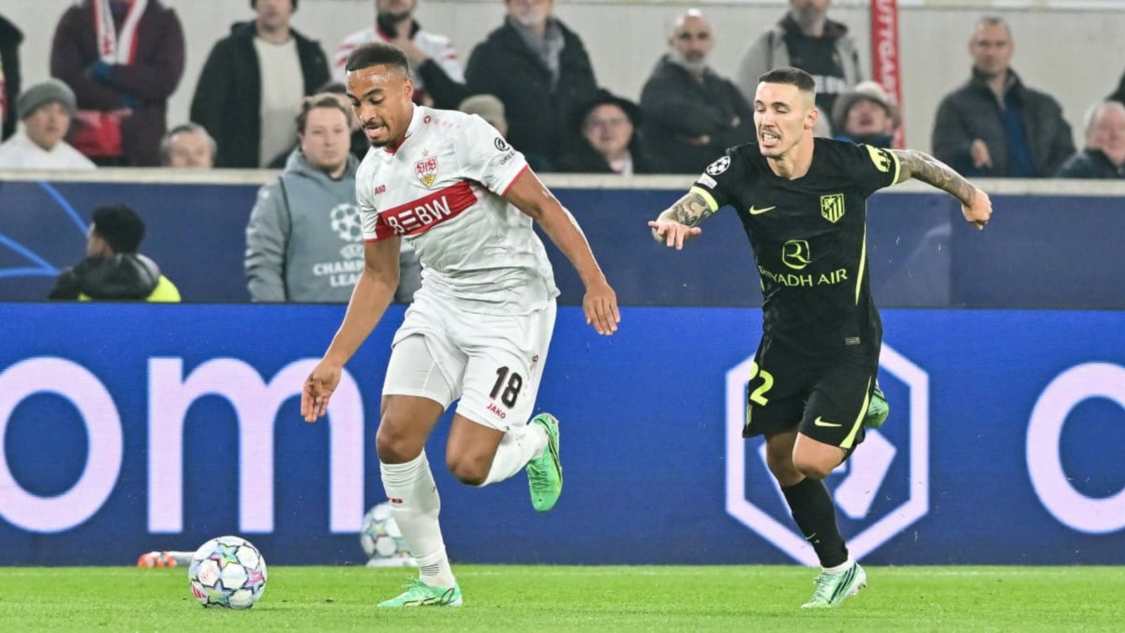 Für den VfB konnte Jamie Leweling das 1:0 erzielen, am Ende stand es 1:1.IMAGO/BEAUTIFUL SPORTS/Goldberg Für den VfB konnte Jamie Leweling das 1:0 erzielen, am Ende stand es 1:1.IMAGO/BEAUTIFUL SPORTS/Goldberg
