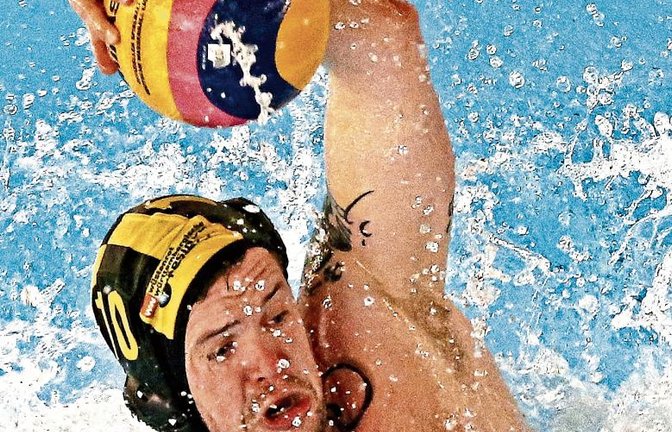 Adrijan Jakovcev ist weiter im Kampfmodus. Der Kapitän des SV Ludwigsburg will mit dem Liganeuling in den Playoffs der Pro-B-Wasserballliga möglichst weit kommen. Foto: Baumann