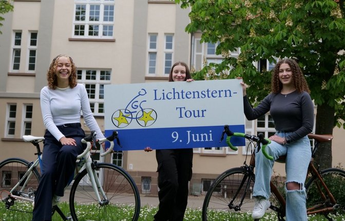 Freuen sich auf viele Teilnehmende: Serafina, Saskia und Helen vom Lichtenstern-Tour-Team der Klassen zehn am Sachsenheimer Gymnasium. <span class='image-autor'>Foto: p</span>
