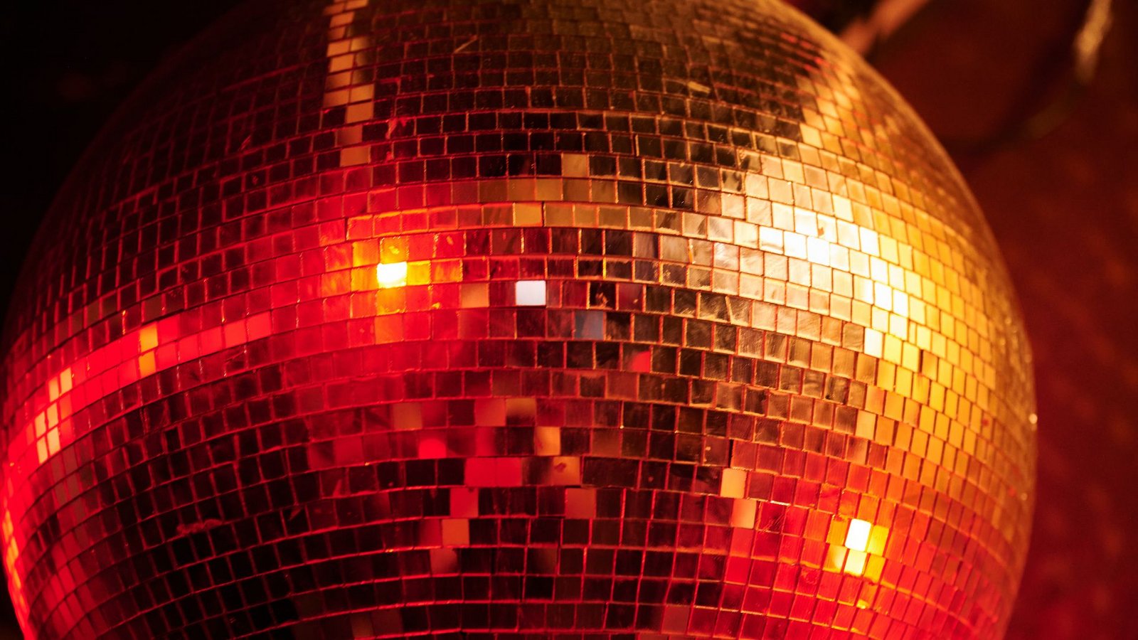 Das "DJ Mag" veröffentlicht jährlich ein Ranking basierend auf einer Online-Abstimmung (Symbolbild).Foto: Annette Riedl/dpa