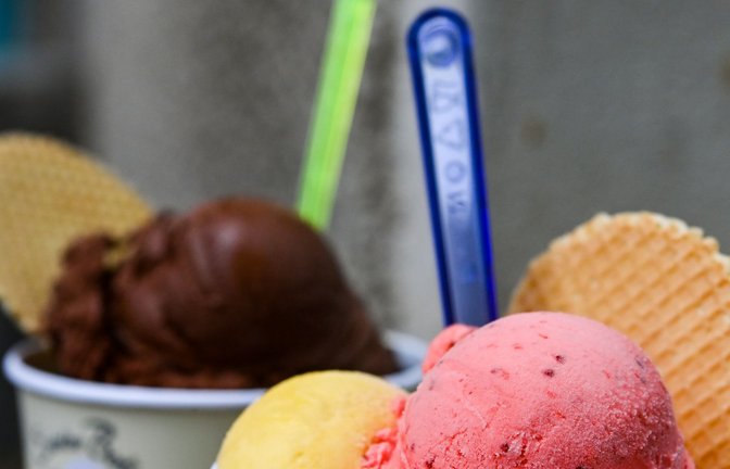 Traditionelle Eissorten sind weiterhin beliebt.<span class='image-autor'>Foto: Jens Kalaene/dpa/Jens Kalaene</span>