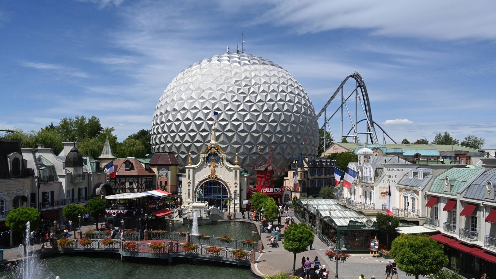 Der größte Freizeitpark Europas wird jährlich von sechs Millionen Menschen besucht.Foto: imago/Petra Schneider Der größte Freizeitpark Europas wird jährlich von sechs Millionen Menschen besucht.Foto: imago/Petra Schneider