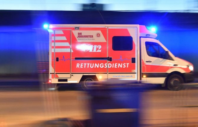 Bei einem Unfall mit einem Roller kam eine 50-Jährige ums Leben.<span class='image-autor'>Boris Roessler/dpa</span>