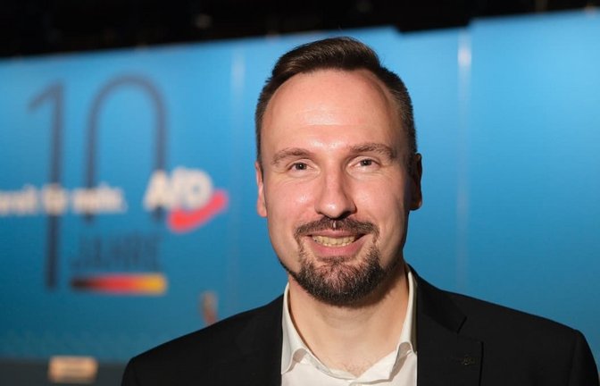 Nach dem mutmaßlichen Einsatz eines Schlagwerkzeugs gegen einen Jugendlichen will die Staatsanwaltschaft Stendal gegen den AfD-Europaabgeordneten Arno Bausemer ermitteln (Archivfoto).<span class='image-autor'>Sebastian Willnow/dpa</span>