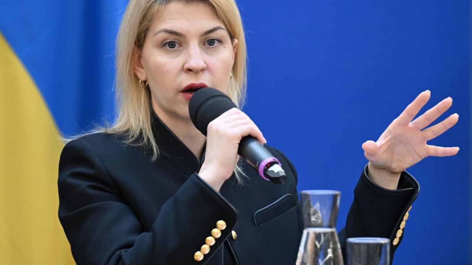 Olha Stefanischyna bei einer Pressekonferenz in Wien, 2023.Helmut Fohringer/APA/dpa
