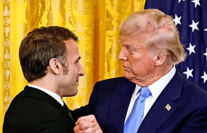 Macron und Trump demonstrieren Herzlichkeit.<span class='image-autor'>Foto: AFP/Ludovic Marin</span>