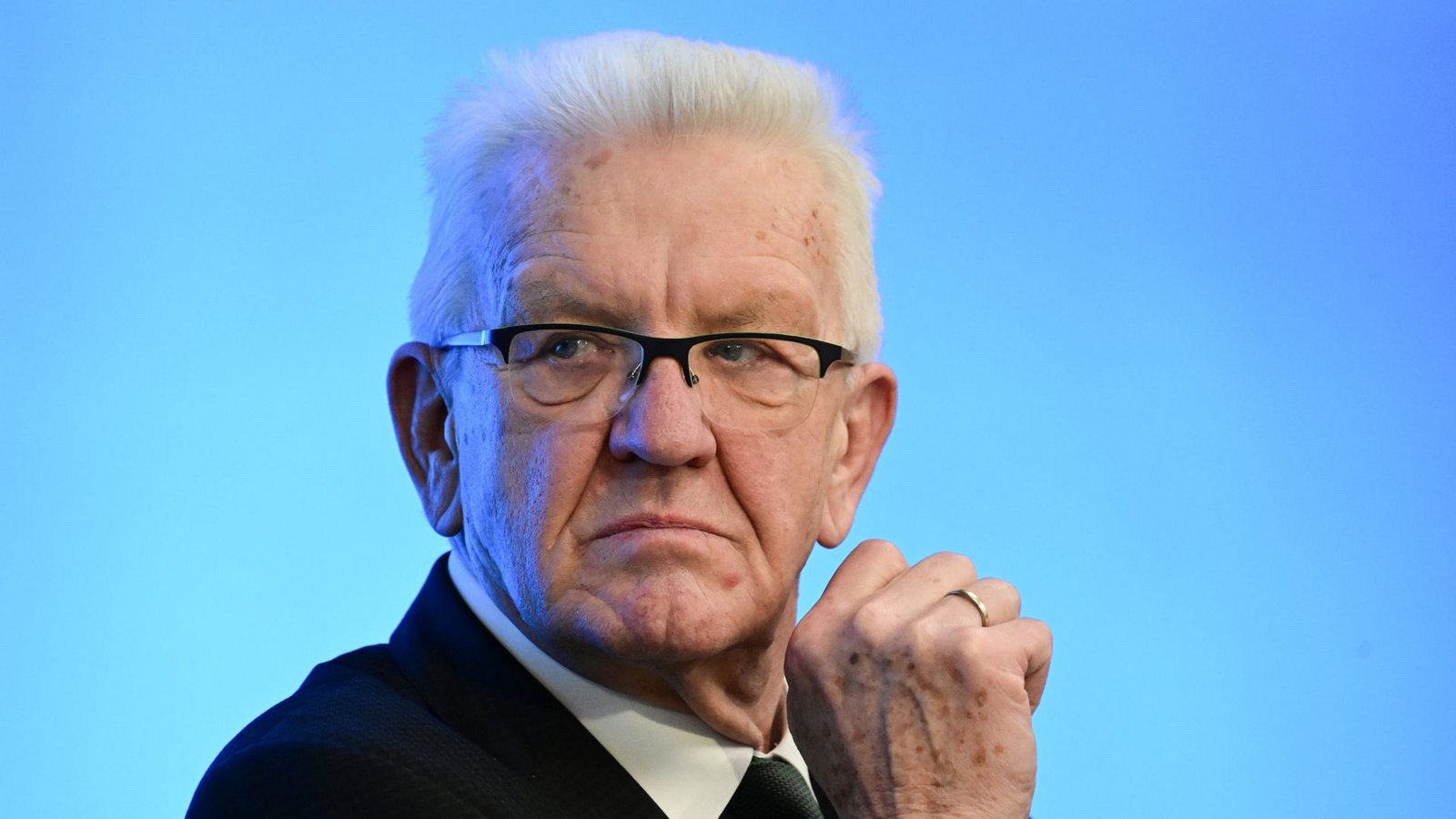 Winfried Kretschmann widerspricht der Bundesinnenministerin.Foto: dpa/Bernd Weißbrod Winfried Kretschmann widerspricht der Bundesinnenministerin.Foto: dpa/Bernd Weißbrod