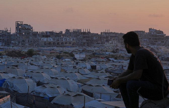 Viele Häuser in Gaza sind zerstört. Deutschland will unter anderem mit Notunterkünften helfen.<span class='image-autor'>Foto: Abdel Kareem Hana/AP/dpa</span>