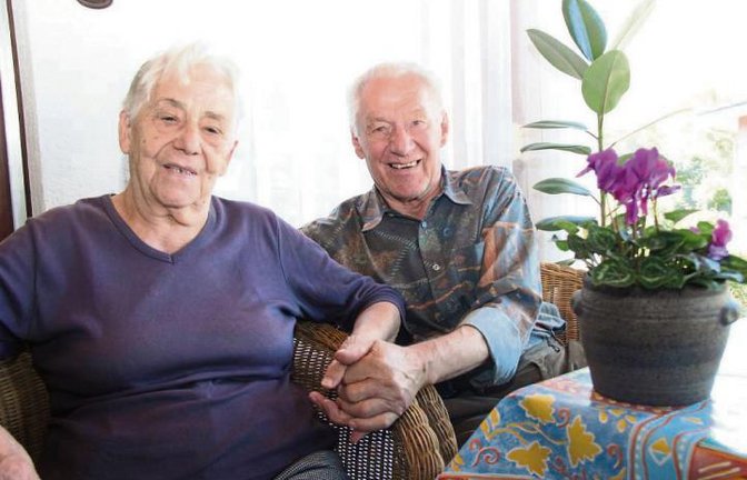 Helene und Roland Schüle haben vor 60 Jahren geheiratet.  Foto: Banholzer