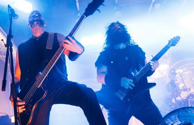 Entfesselte Wut trifft auf transzendente Schönheit: Wolves In The Throne Room im Wizemann.<span class='image-autor'>Lichtgut/Christoph Schmidt</span>