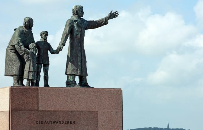 Auswanderung aus Deutschland gibt es schon seit Jahrhunderten. Zwischen 1830 und 1974 haben in Bremen mehr als sieben Millionen Menschen ein Schiff bestiegen, um auszuwandern&nbsp;– auch in Länder mit ihnen fremden Kulturen.<span class='image-autor'>Dieter Sell/epd</span>