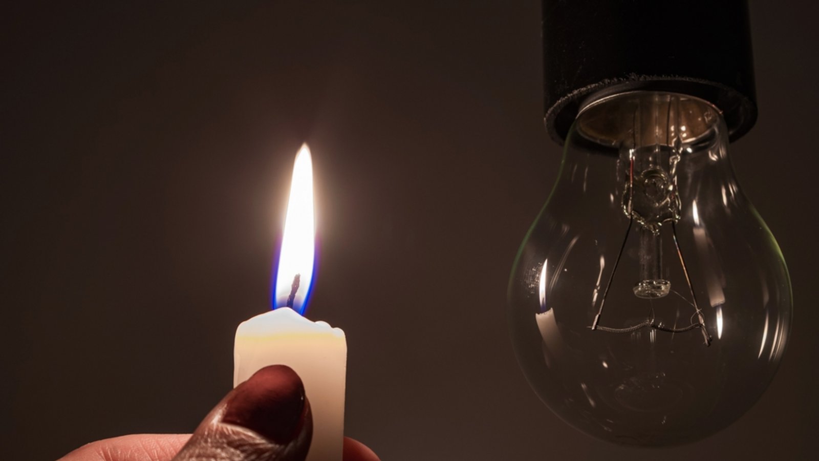 Was tun, wenn ein Stromausfall länger als üblich anhält?Foto: Yevhen Prozhyrko / shutterstock.com Was tun, wenn ein Stromausfall länger als üblich anhält?Foto: Yevhen Prozhyrko / shutterstock.com