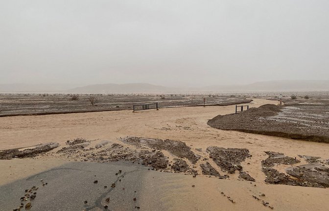 Ungewöhnlich heftige Regenfälle hat es am Freitag im Death Valley Nationalpark gegeben.<span class='image-autor'>Foto: AFP</span>