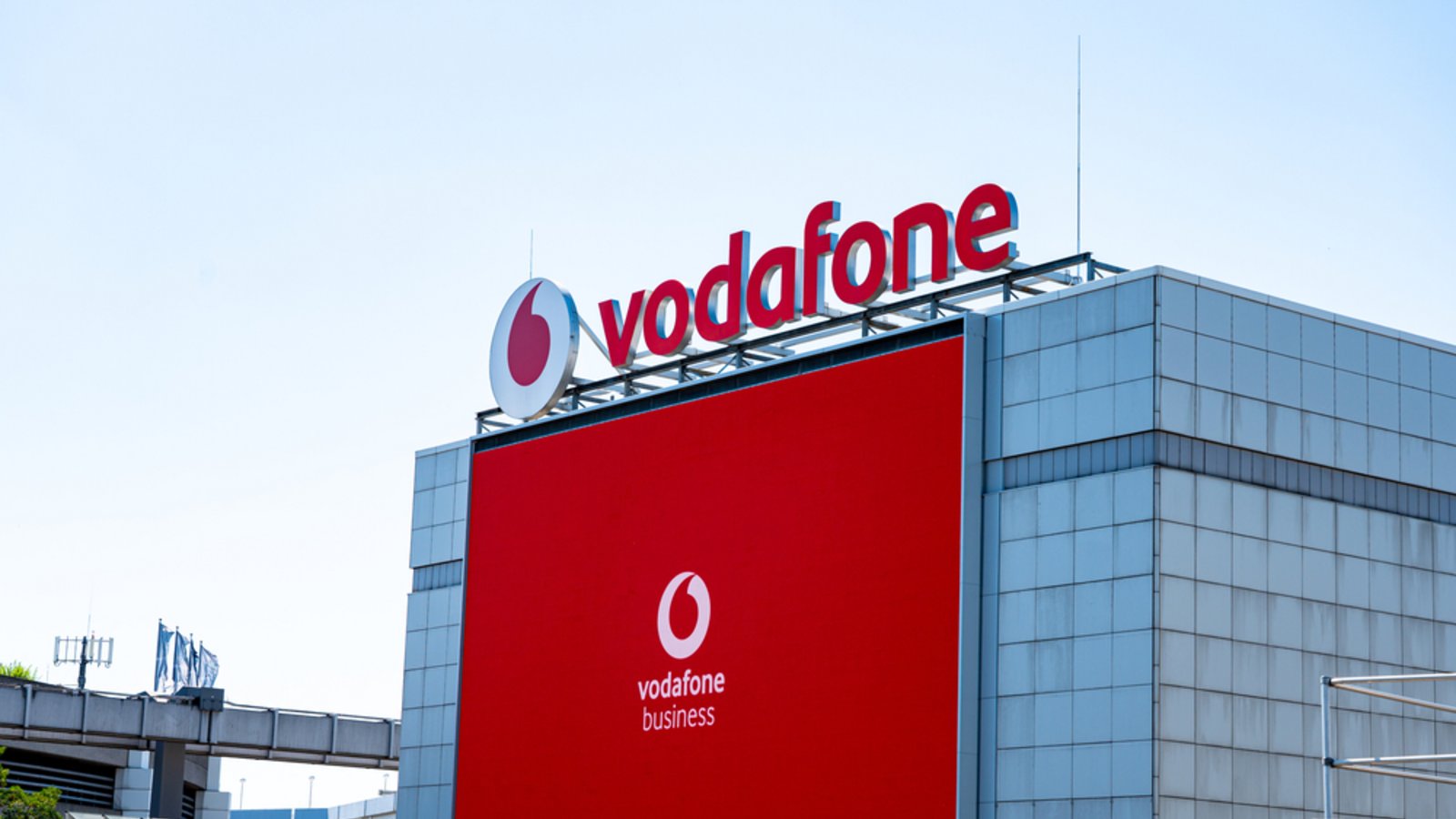 Der VZBV klagt gegen Vodafone.Foto: Marcel Paschertz / shutterstock.com