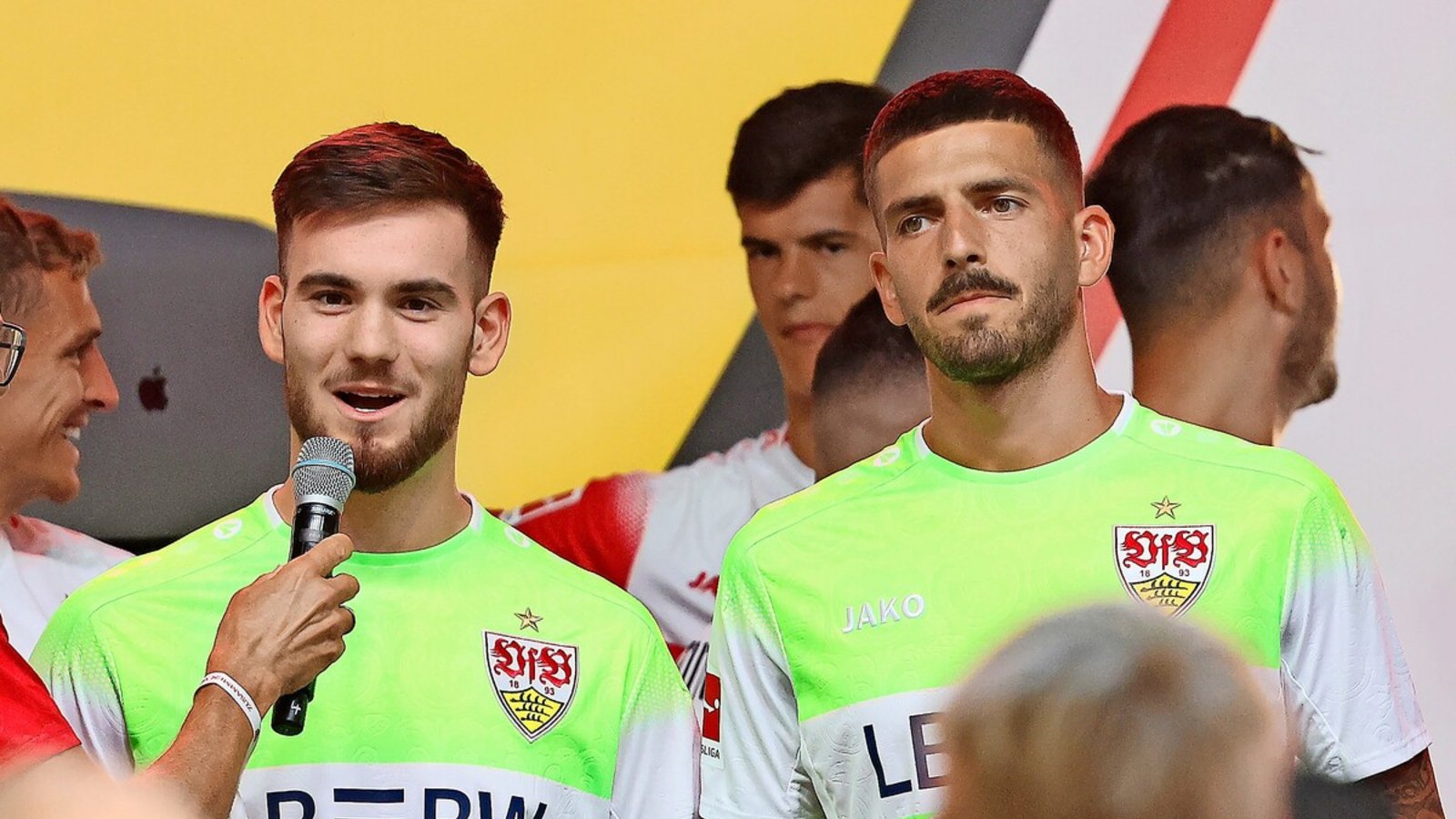 Dennis Seimen (li.) ist verletzt – Fabian Bredlow vertritt den Youngster im Tor.Foto: Baumann