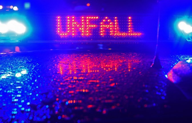 Bei dem Unfall kam ein 46-jähriger VW-Fahrer ums Leben (Symbolbild).<span class='image-autor'>Foto: dpa/Stefan Puchner</span>
