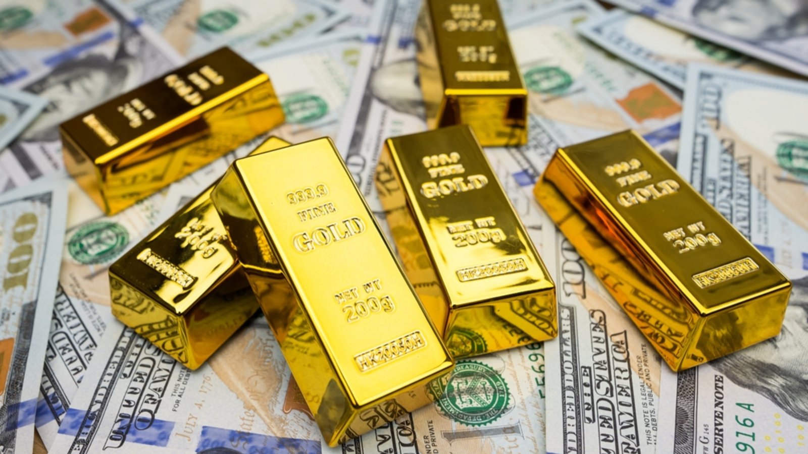 Der Goldpreis ist stark gefallen - doch warum? Die wichtigsten Gründe: Handelsgespräche, geopolitische Entspannung und US-Inflationsdaten.Foto: TaniaKitura / Shutterstock.com Der Goldpreis ist stark gefallen - doch warum? Die wichtigsten Gründe: Handelsgespräche, geopolitische Entspannung und US-Inflationsdaten.Foto: TaniaKitura / Shutterstock.com