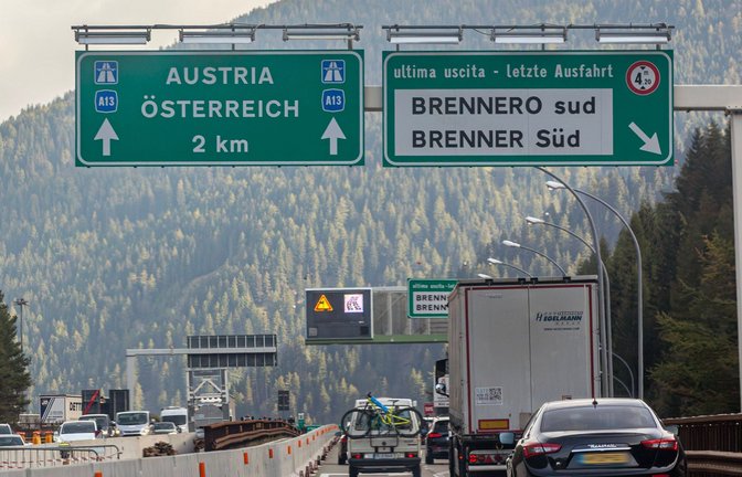 Die Brennerautobahn führt von   Innsbruck in Österreich über den gleichnamigen Pass nach Modena in Italien.<span class='image-autor'>Foto: IMAGO/Manngold</span>