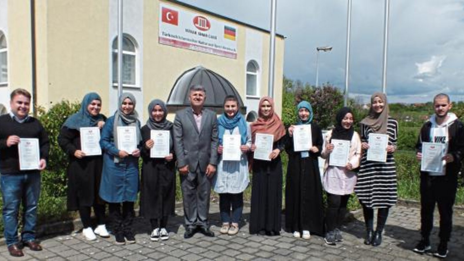 Die Absolventen des Seminars sollen künftig Besuchern bei Fragen zur Verfügung stehen. Foto: p