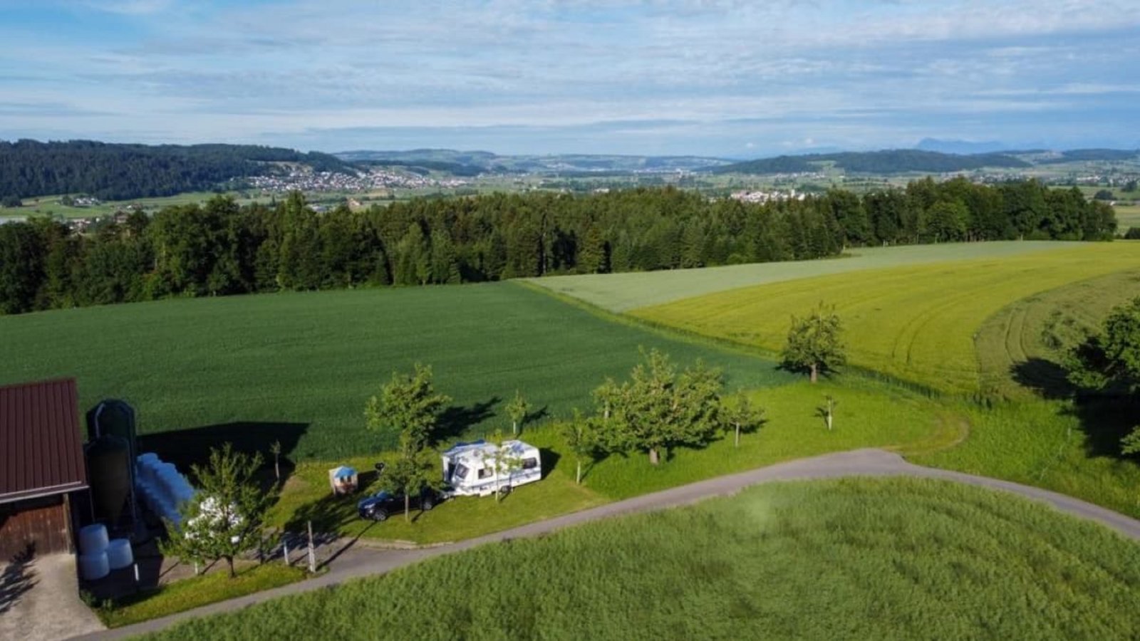 Micro-Camping heißt Urlaub abseits des Massentourismus.Shutterstock/arentis