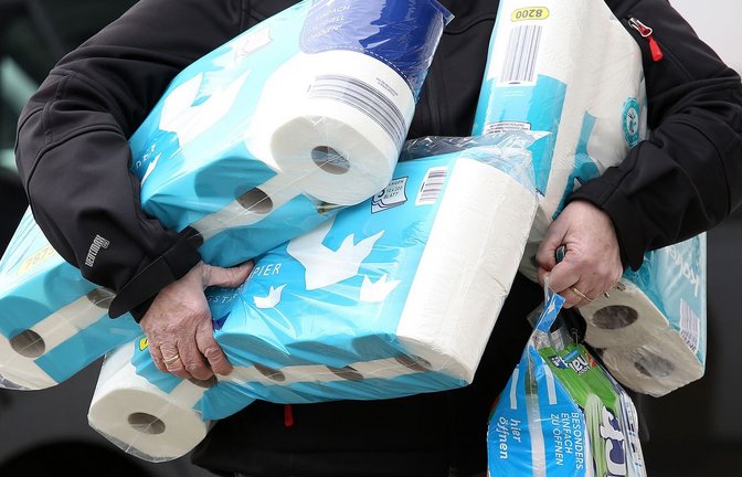 Ein US-Verband warnt Verbraucher vor Hamsterkäufen - trotz drohender Preissteigerungen. (Symbolbild)<span class='image-autor'>Rene Traut/dpa</span>