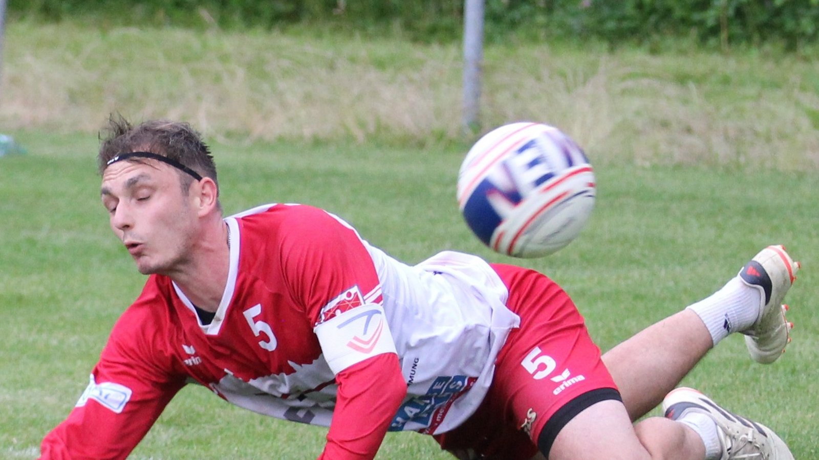 Mannschaftsführer Jaro Jungclaussen und sein Team werden sich in Pfungstadt ordentlich strecken müssen. Foto: Dittrich