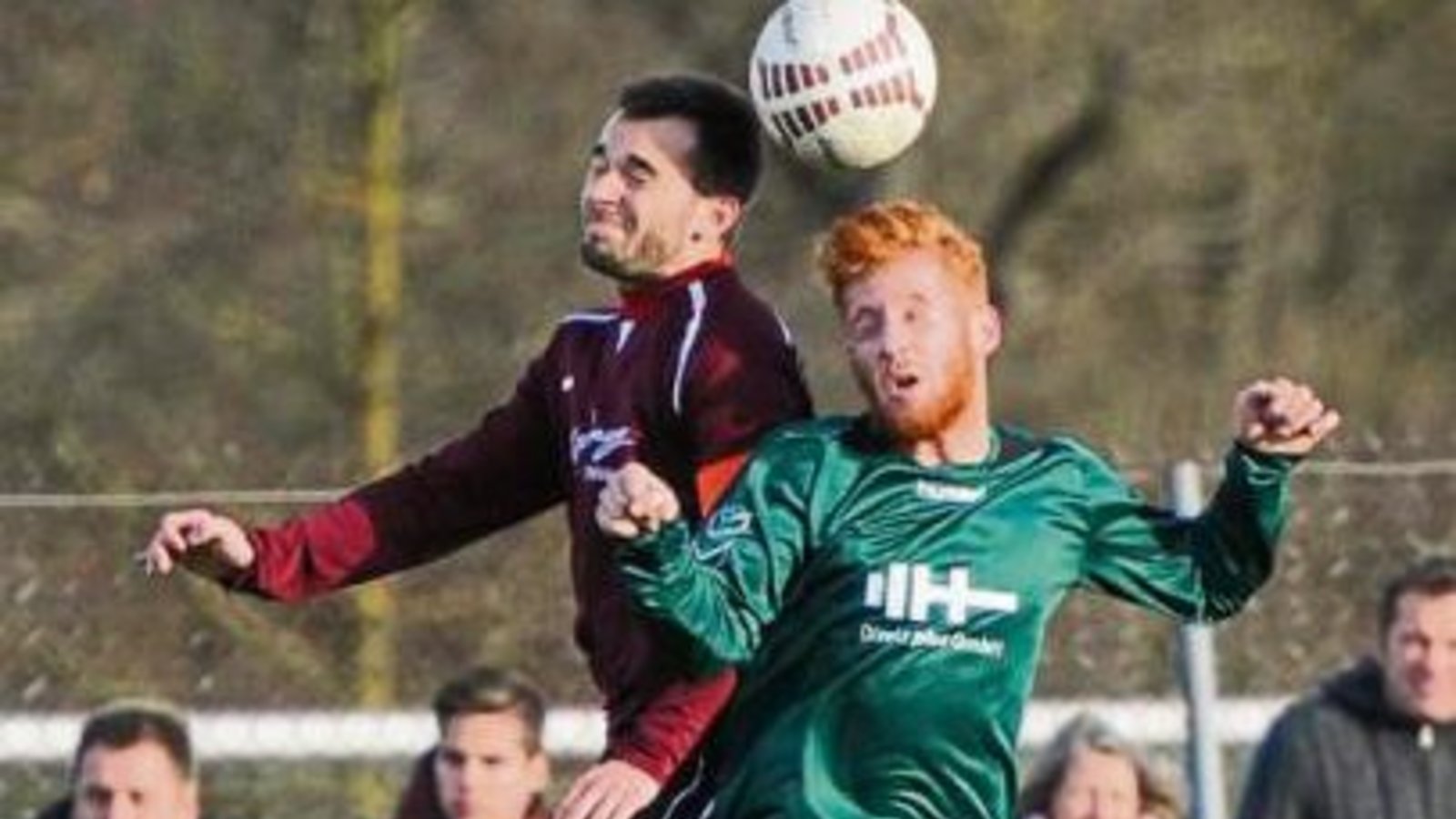 Fabian Antoni (rechts) hat sich zu einem Leistungsträger in der Sersheimer Defensive entwickelt. Foto: Leitner Fabian Antoni (rechts) hat sich zu einem Leistungsträger in der Sersheimer Defensive entwickelt. Foto: Leitner