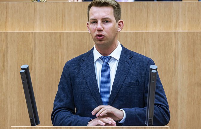 Auf den Abgeordneten Friedrich Haag kommt eine hohe Zahlungsaufforderung und Strafe zu.<span class='image-autor'>Foto: mago/Arnulf Hettrich</span>