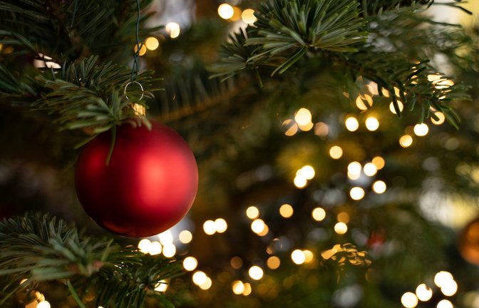 Die Texte zu zehn beliebten deutschen Weihnachtsliedern gibt es hier zusammengefasst.<span class='image-autor'>Foto: picture alliance/dpa | Markus Lenhardt</span>
