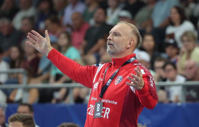 Trainer Hartmut Mayerhoffer verlor mit der SG BBM daheim gegen Lemgo.<span class='image-autor'>Baumann/Hansi Britsch</span>