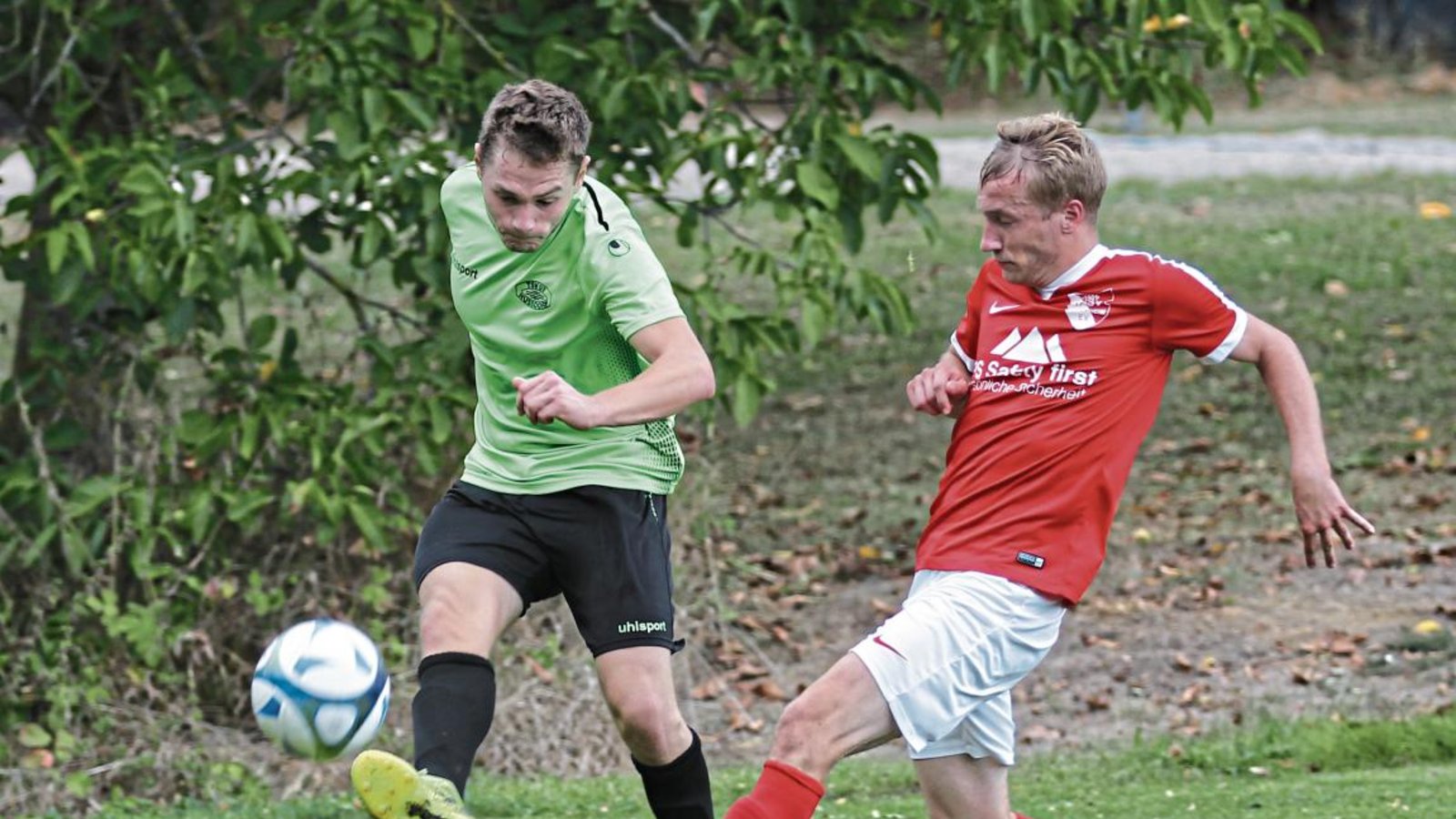 Tim Stuible (links) gehört zu den Leistungsträgern beim TSV Nussdorf. Mit dem Spiel bei Sönmez Bietigheim endet die Hinrunde. Foto: Nachreiner Tim Stuible (links) gehört zu den Leistungsträgern beim TSV Nussdorf. Mit dem Spiel bei Sönmez Bietigheim endet die Hinrunde. Foto: Nachreiner