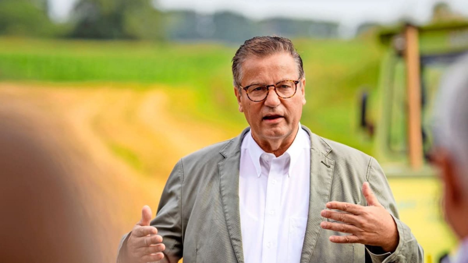 Es geht um Entscheidungen aus seiner Amtszeit: Ex-Agrarminister Peter Hauk, CDUChristoph Schmidt/dpa Es geht um Entscheidungen aus seiner Amtszeit: Ex-Agrarminister Peter Hauk, CDUChristoph Schmidt/dpa