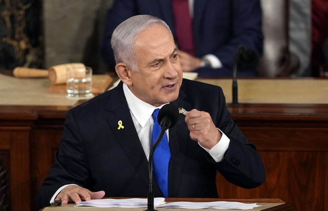 Der israelische Regierungschef Benjamin Netanjahu bei seiner Rede vor dem US-Parlament<span class='image-autor'>Foto: dpa/Julia Nikhinson</span>