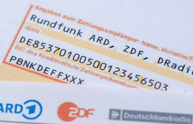 Im Rechtsstreit um den Rundfunkbeitrag für den öffentlich-rechtlichen Rundfunk (ÖRR) wird heute eine wichtige Entscheidung erwartet. (Symbolbild)<span class='image-autor'>Foto: Sebastian Kahnert/dpa</span>