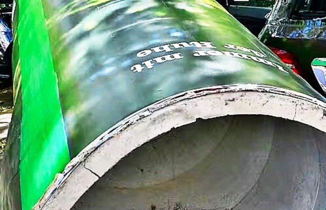 Die umgerissene Litfaßsäule<span class='image-autor'>Foto: KS-Images</span>