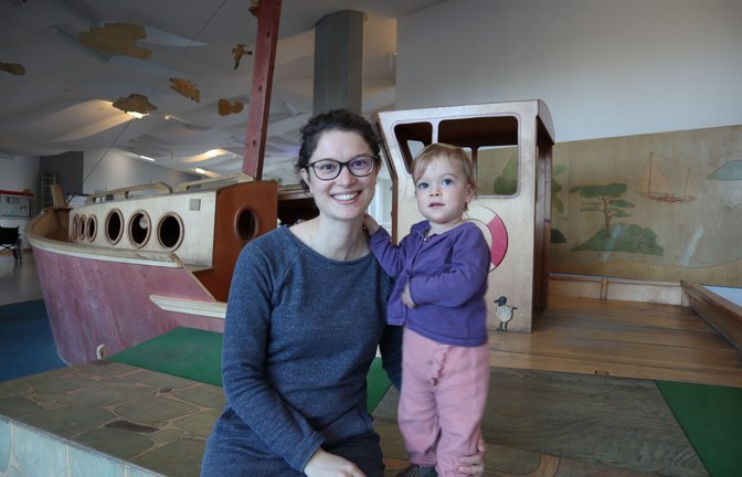 Per Kaiserschnitt kam vor zwei Jahren Melina  zur Welt –  nicht viel größer als der Unterarm der Mutter, gerade mal 845 Gramm leicht.<span class='image-autor'>Foto: Universitätsklinikum Tübingen/Thanh Thanh Nguyen</span>