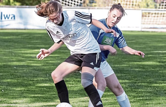 Giulia Staffa (rechts) wird zum Saisonauftakt keiner Gegnerin den Ball abjagen – sie muss mit Verdacht auf Muskelfaserriss pausieren.  Foto: Simecek