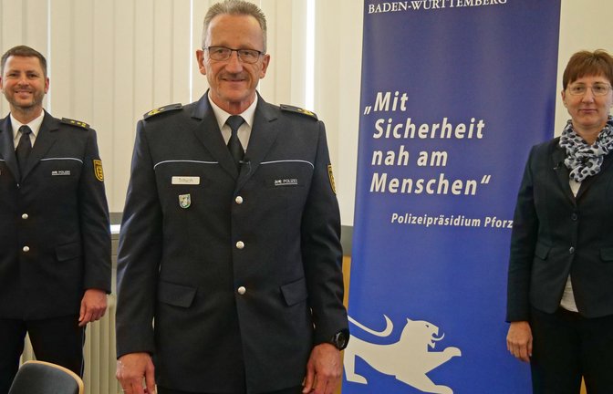 Sicher wie lange nicht mehr: Historische Tiefstände vermelden Andreas Bjedov, Wolfgang Tritsch und Sandra Zarges (von links) für den Einflussbereich des Polizeipräsidiums Pforzheim, was die gemeldete Zahl der Straftaten im vergangenen Jahr angeht. <span class='image-autor'>Foto: Friedrich</span>