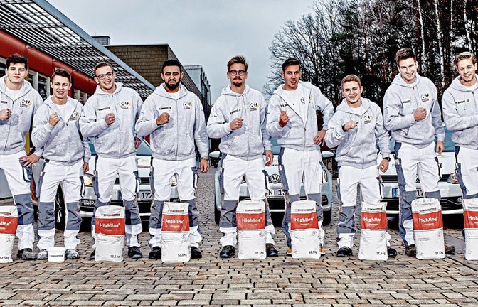 Das deutsche Nationalteam der Stuckateure mit Julian Pinkau aus Eberdingen (Dritter von rechts) hat sich ein ehrgeiziges Ziel gesetzt.  Fotos: Prell