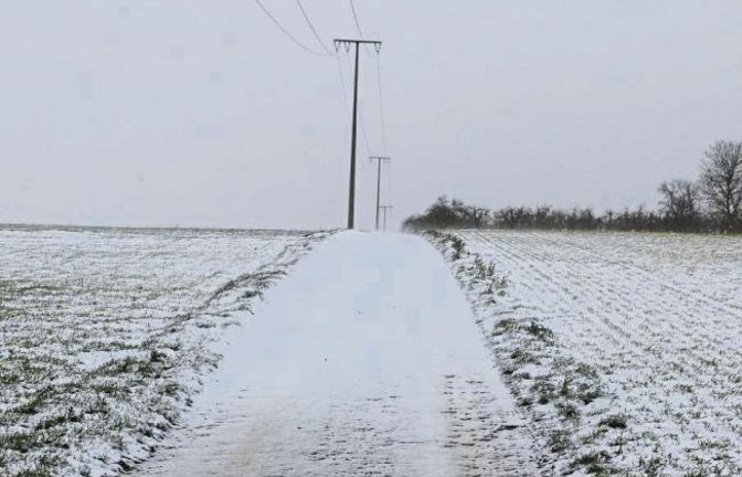 Rund um Vaihingen sorgt der Schnee für eine weiße Landschaft. Foto: Bögel