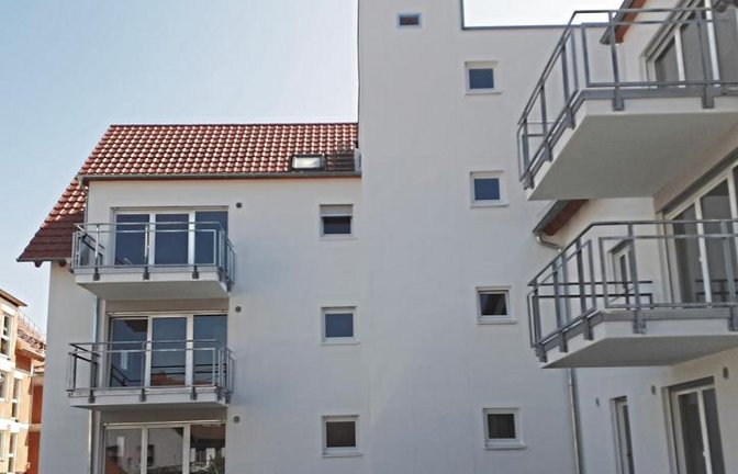 In den kommenden Wochen soll die Vergabe der sozialverträglichen Mietwohnungen im Neubau in der Sedanstraße in Sersheim beginnen.  Foto: Glemser